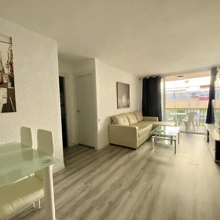 דירה Navasa Modern Poniente Beach *