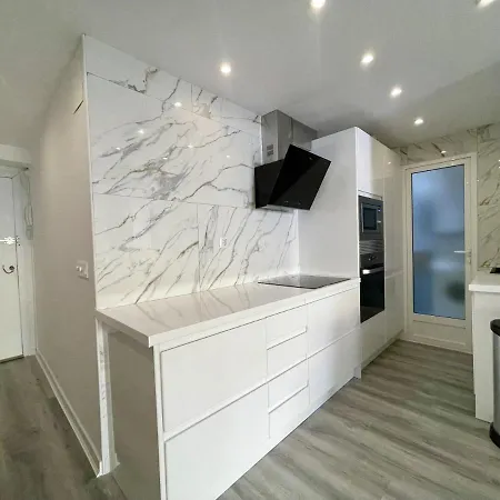 Navasa Modern Poniente Beach דירה בנידורם