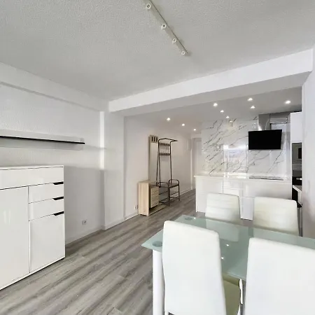 Navasa Modern Poniente Beach Apartment *